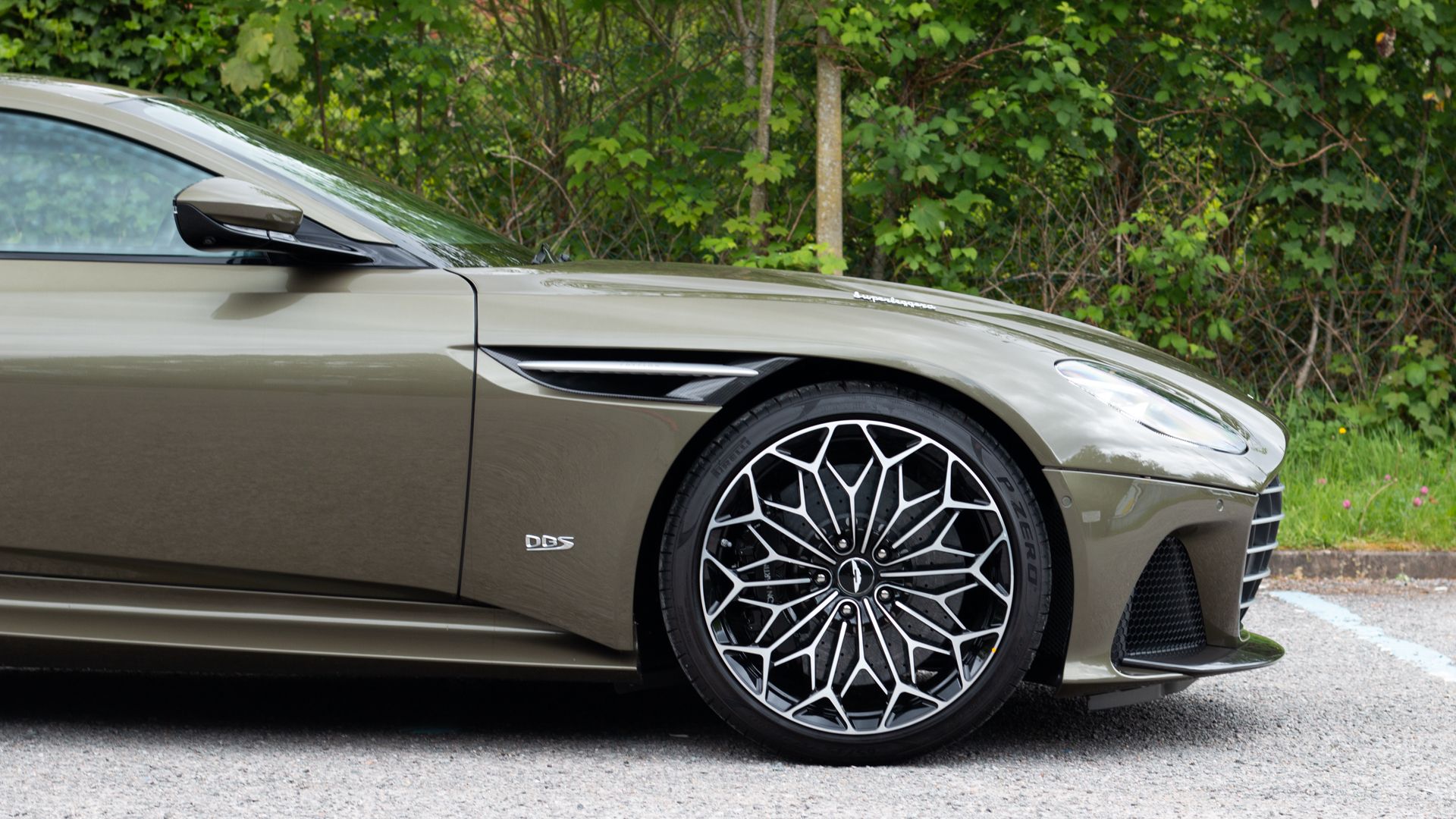 Aston Martin 2013 hre