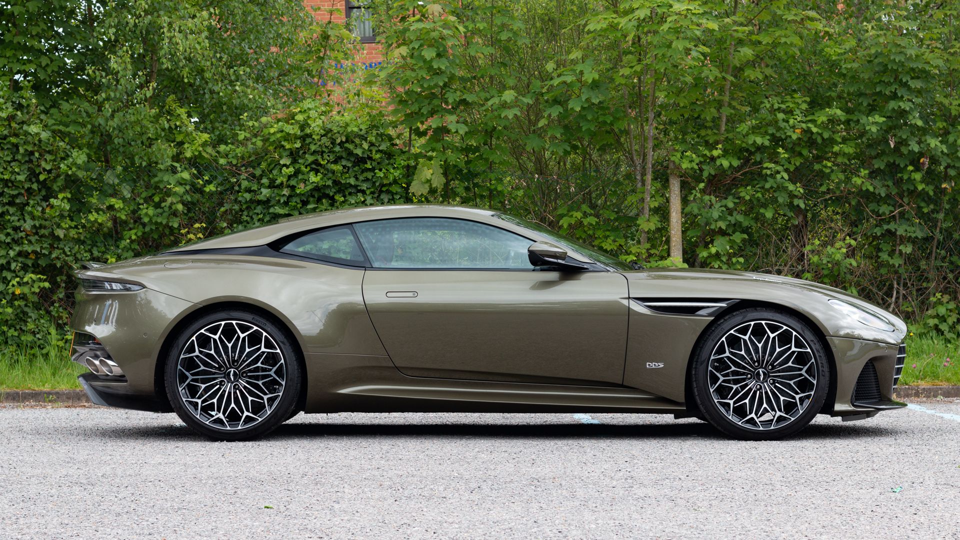 Sold 2020 Aston Martin DBS Superleggera OHMSS | Official UK Koenigsegg