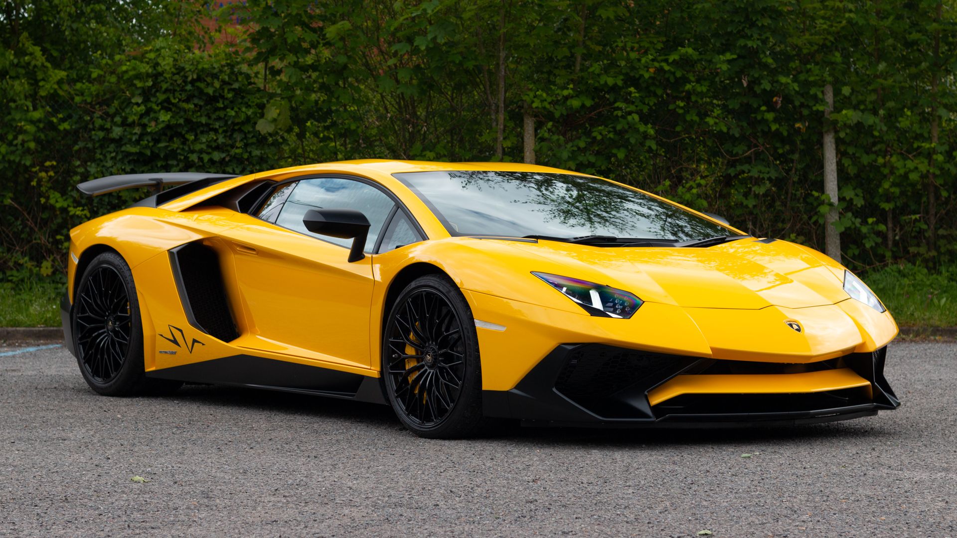 Sold 15 Lamborghini Aventador Sv Coupe 6 5 V12 Official Uk Koenigsegg Dealer Supervettura
