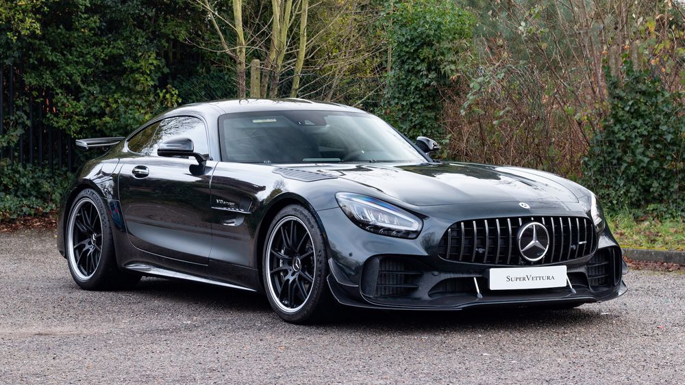 2020 Mercedes AMG GTR PRO (LHD) 