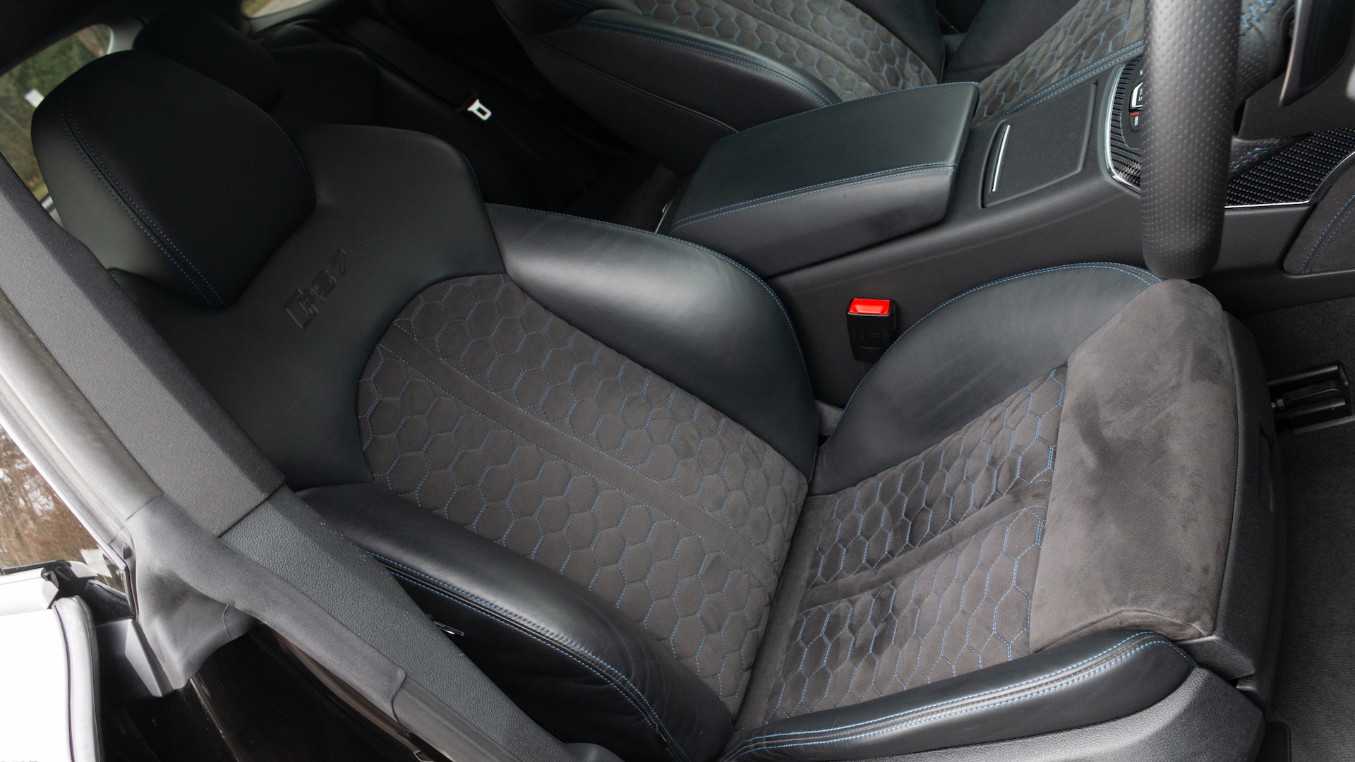 rs7 seats