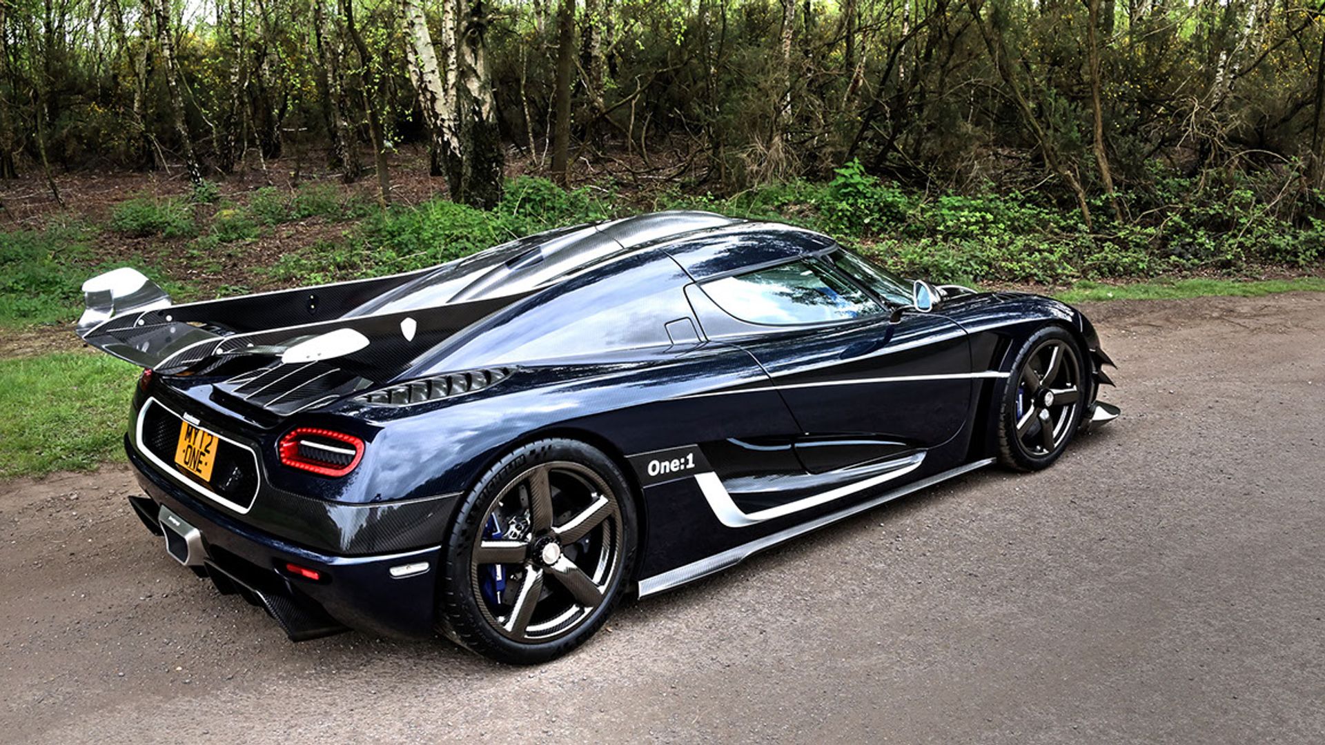 15 Koenigsegg One 1 For Sale Official Uk Koenigsegg Dealer Supervettura