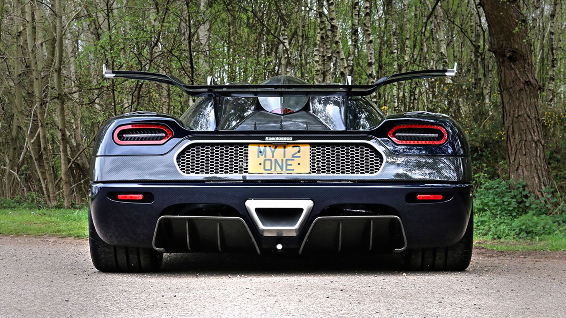 2015-Koenigsegg-One:1-for-sale-|-Official-UK-Koenigsegg-...