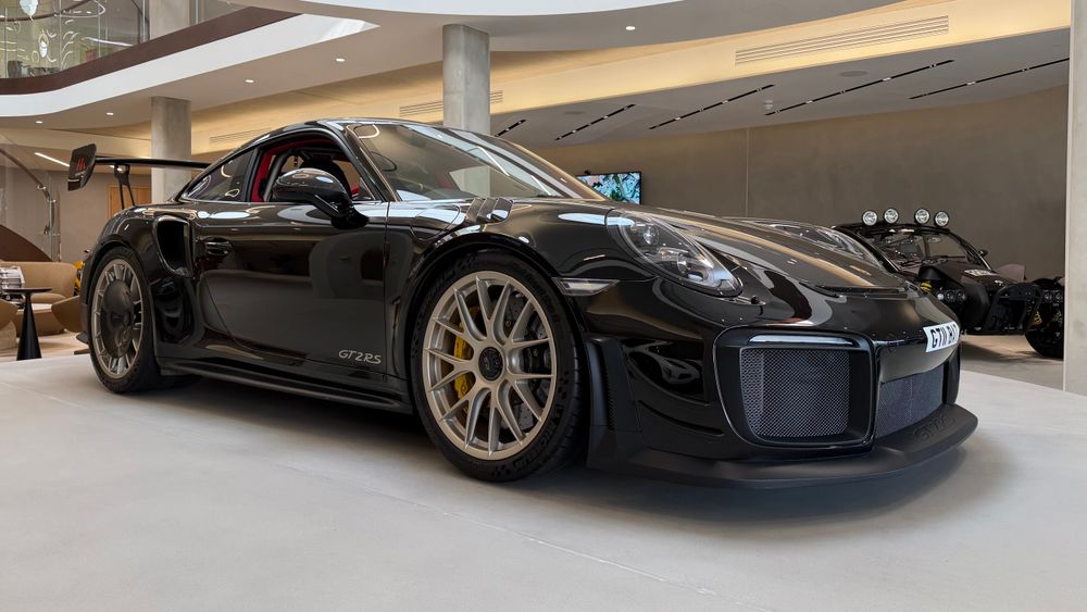 2018 Porsche GT2 RS Manthey Racing 