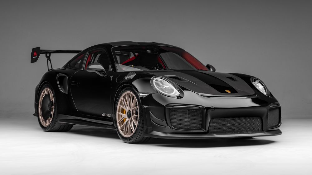 2018 Porsche GT2 RS Manthey Racing 