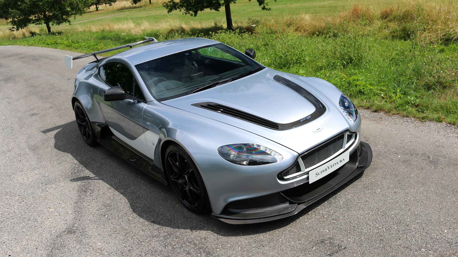 15 Aston Martin Gt12 For Sale Official Uk Koenigsegg Dealer Supervettura