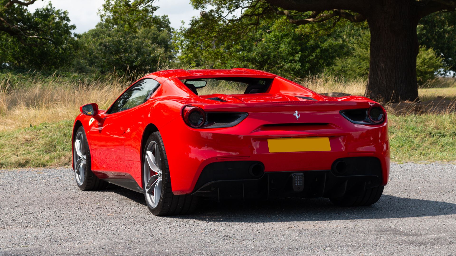 2018 ferrari 488 spider horsepower